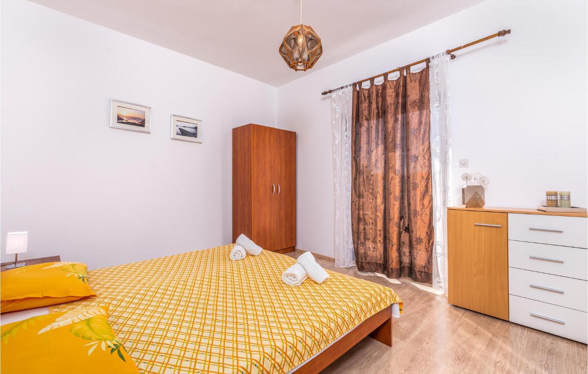 Gorgeous Apartment In Krk With Kitchen Krk Town Bagian luar foto
