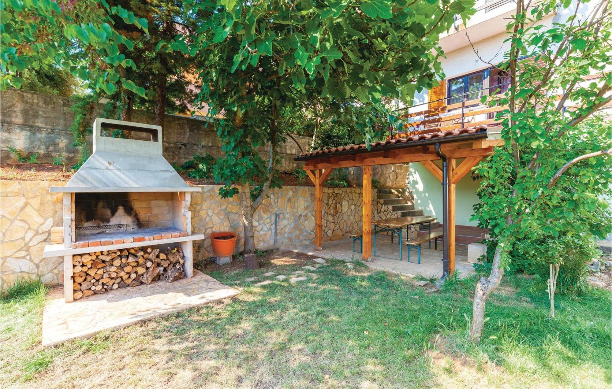 Gorgeous Apartment In Krk With Kitchen Krk Town Bagian luar foto